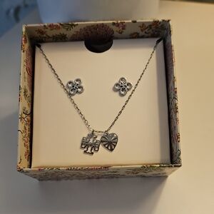 Tory Burch Silver Britten Cut Out Necklace and Earrings Set